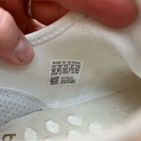 Adidas nmd r1 v2 gold, women’s 10 - Picture 4 of 4